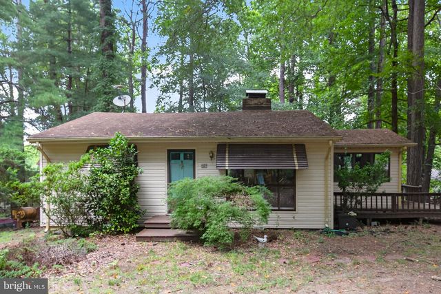 141 POLAND ST, Montross, VA 22520