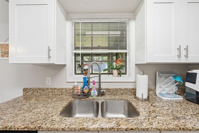 3021 NE 35TH PLACE, Ocala, FL 34479