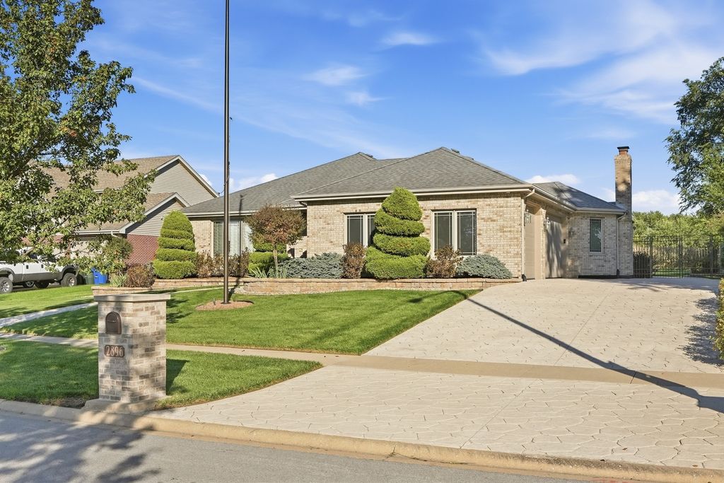 2896 Tanaga Basin, New Lenox, IL 60451 — photo 2