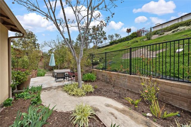 10 Gaucho Road, Ladera Ranch, CA 92694