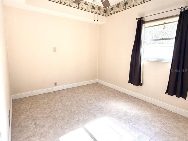 2563 KNOTTY PINE WAY, Clearwater, FL 33761