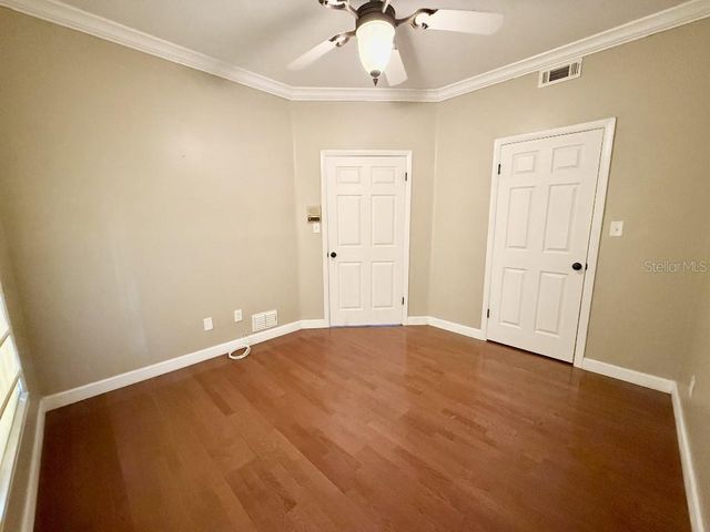 2563 KNOTTY PINE WAY, Clearwater, FL 33761