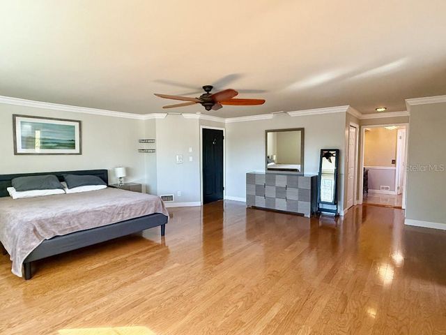 2563 KNOTTY PINE WAY, Clearwater, FL 33761