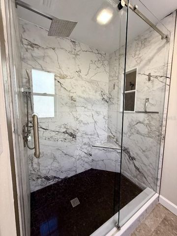 2563 KNOTTY PINE WAY, Clearwater, FL 33761