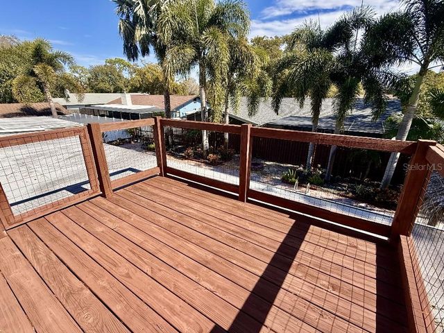 2563 KNOTTY PINE WAY, Clearwater, FL 33761