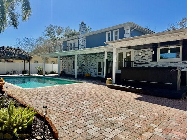 2563 KNOTTY PINE WAY, Clearwater, FL 33761