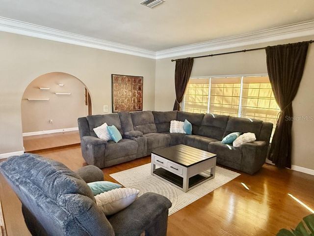 2563 KNOTTY PINE WAY, Clearwater, FL 33761