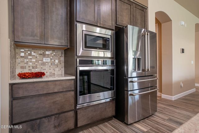 12277 CLIFTON HILL Road, Horizon City, TX 79928