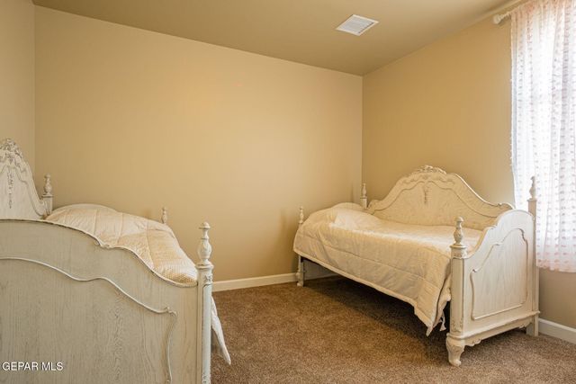 12277 CLIFTON HILL Road, Horizon City, TX 79928