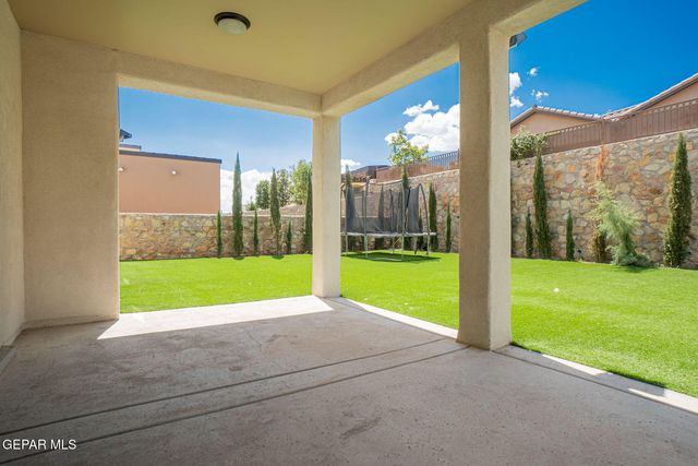 12277 CLIFTON HILL Road, Horizon City, TX 79928