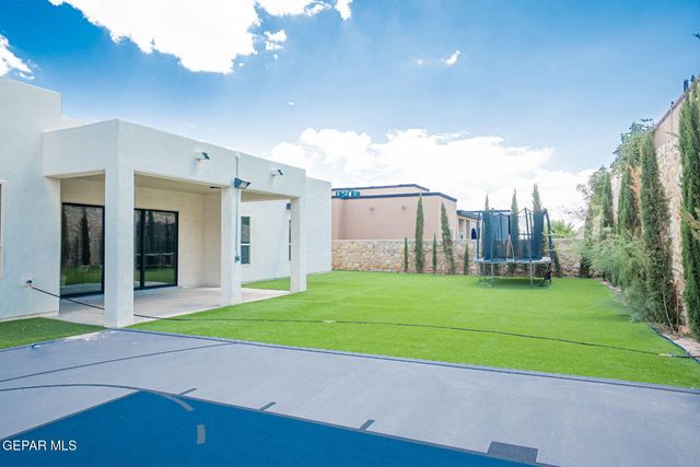 12277 CLIFTON HILL Road, Horizon City, TX 79928