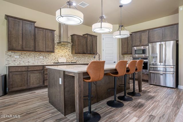 12277 CLIFTON HILL Road, Horizon City, TX 79928