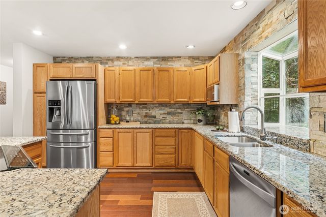 959 SE Spencer Avenue, Port Orchard, WA 98367