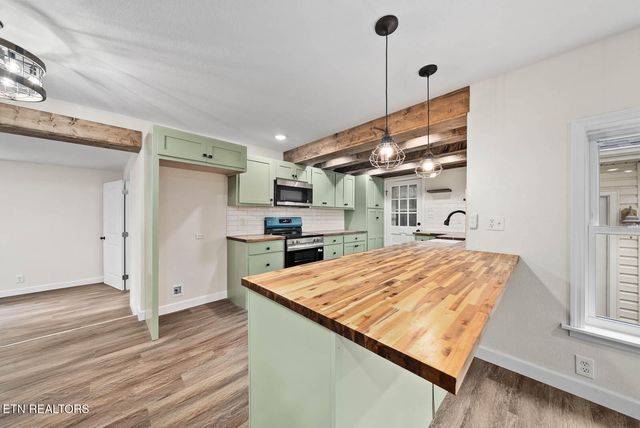 4540 S York Highway 4540 Hwy, Jamestown, TN 38556