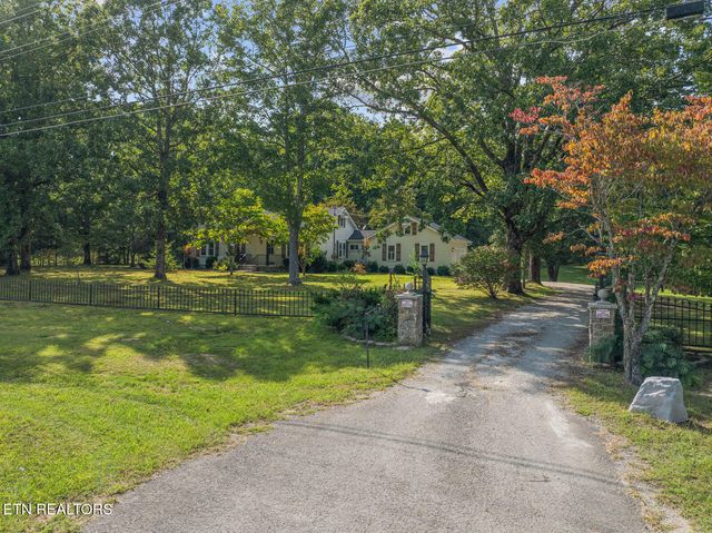 4540 S York Highway 4540 Hwy, Jamestown, TN 38556