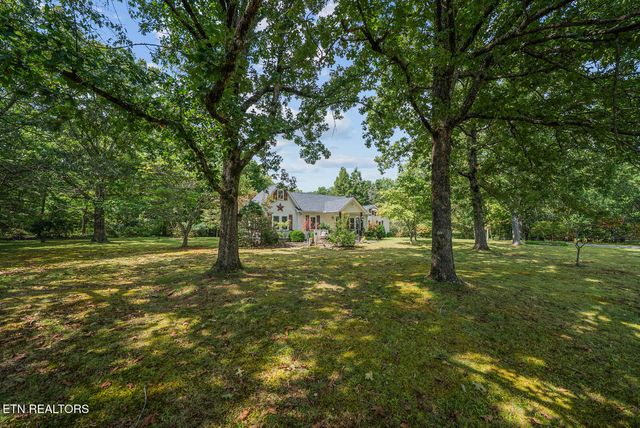 4540 S York Highway 4540 Hwy, Jamestown, TN 38556