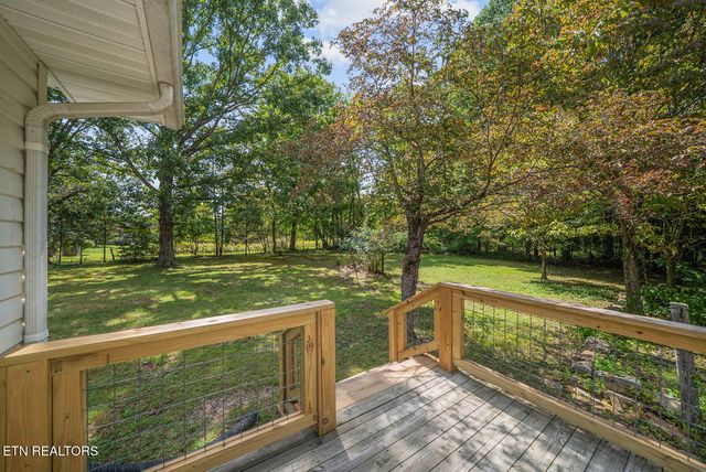 4540 S York Highway 4540 Hwy, Jamestown, TN 38556