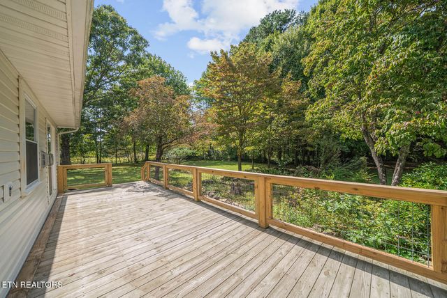 4540 S York Highway 4540 Hwy, Jamestown, TN 38556