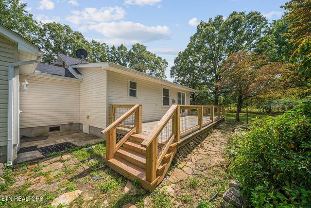 4540 S York Highway 4540 Hwy, Jamestown, TN 38556