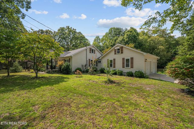 4540 S York Highway 4540 Hwy, Jamestown, TN 38556