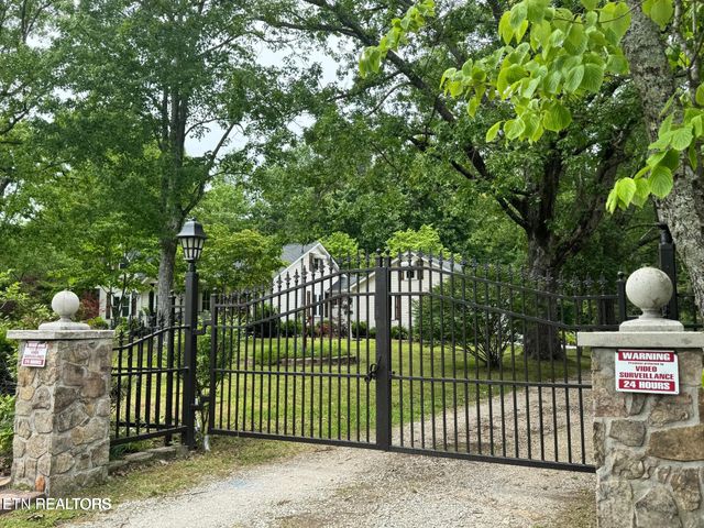 4540 S York Highway 4540 Hwy, Jamestown, TN 38556