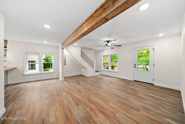 4540 S York Highway 4540 Hwy, Jamestown, TN 38556