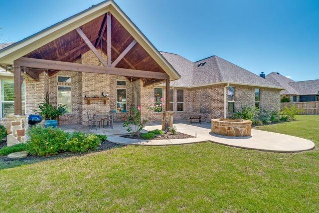 3405 Lakeway Drive, Weatherford, TX 76087