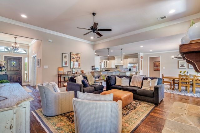 3405 Lakeway Drive, Weatherford, TX 76087