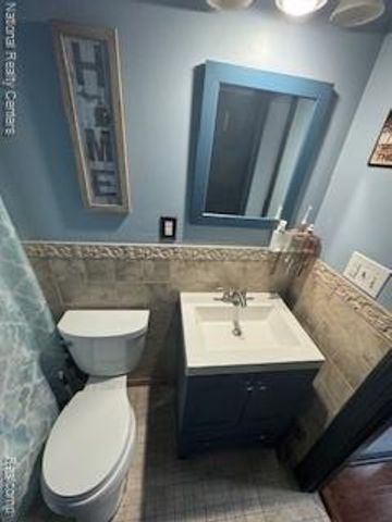 22848 N Brookside Drive, Dearborn Heights, MI 48125