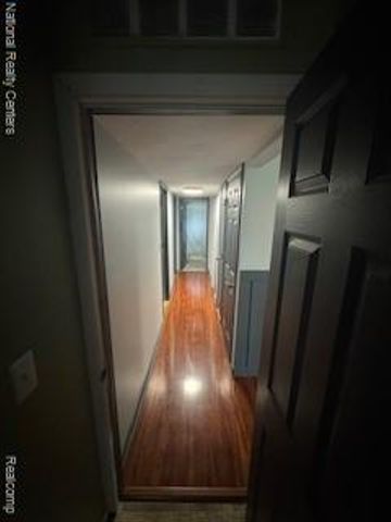 22848 N Brookside Drive, Dearborn Heights, MI 48125