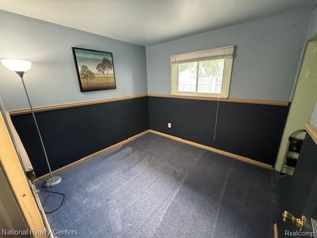 22848 N Brookside Drive, Dearborn Heights, MI 48125