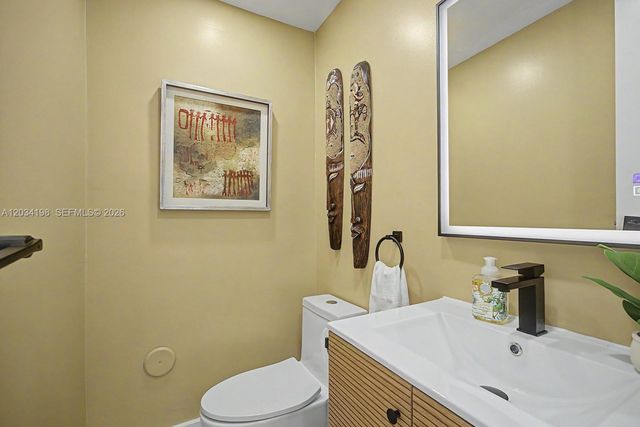 6511 SW 18th Street, West Miami, FL 33155