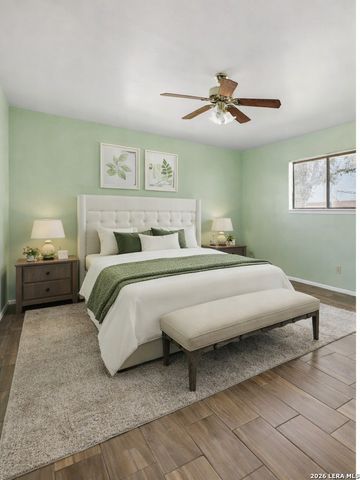 10 Broken Ski Circle, New Braunfels, TX 78130