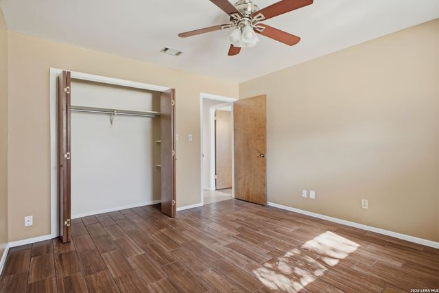 10 Broken Ski Circle, New Braunfels, TX 78130