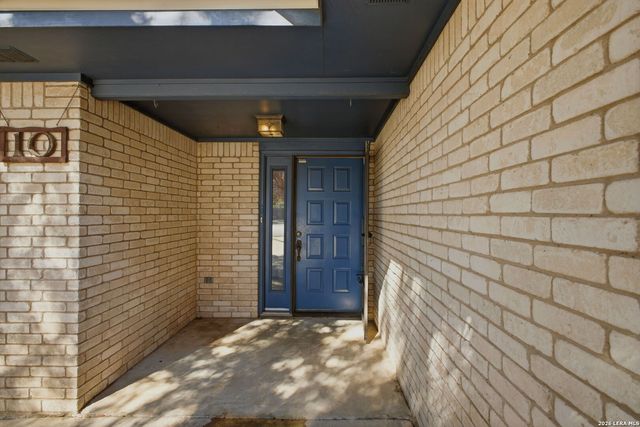 10 Broken Ski Circle, New Braunfels, TX 78130