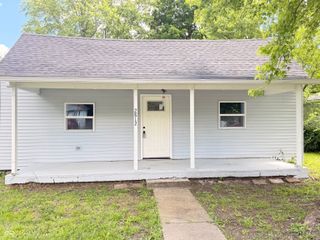 2812 S Liberty Street, Muncie, IN 47302