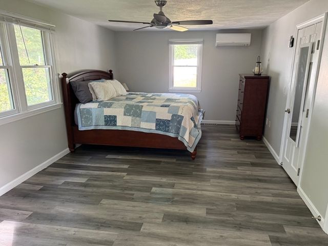 2 Stonehedge Circle, Billerica, MA 01821