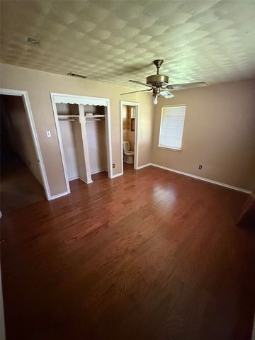 8351 Teresa Drive, Dallas, TX 75217