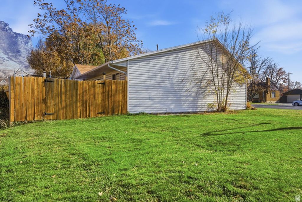 Image 20 of property listing at 919 E 300 S, Provo, UT 84606