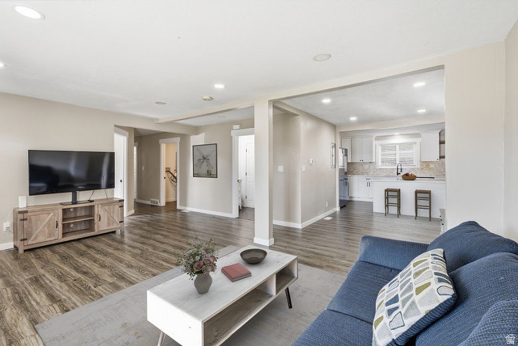 Image 3 of property listing at 919 E 300 S, Provo, UT 84606