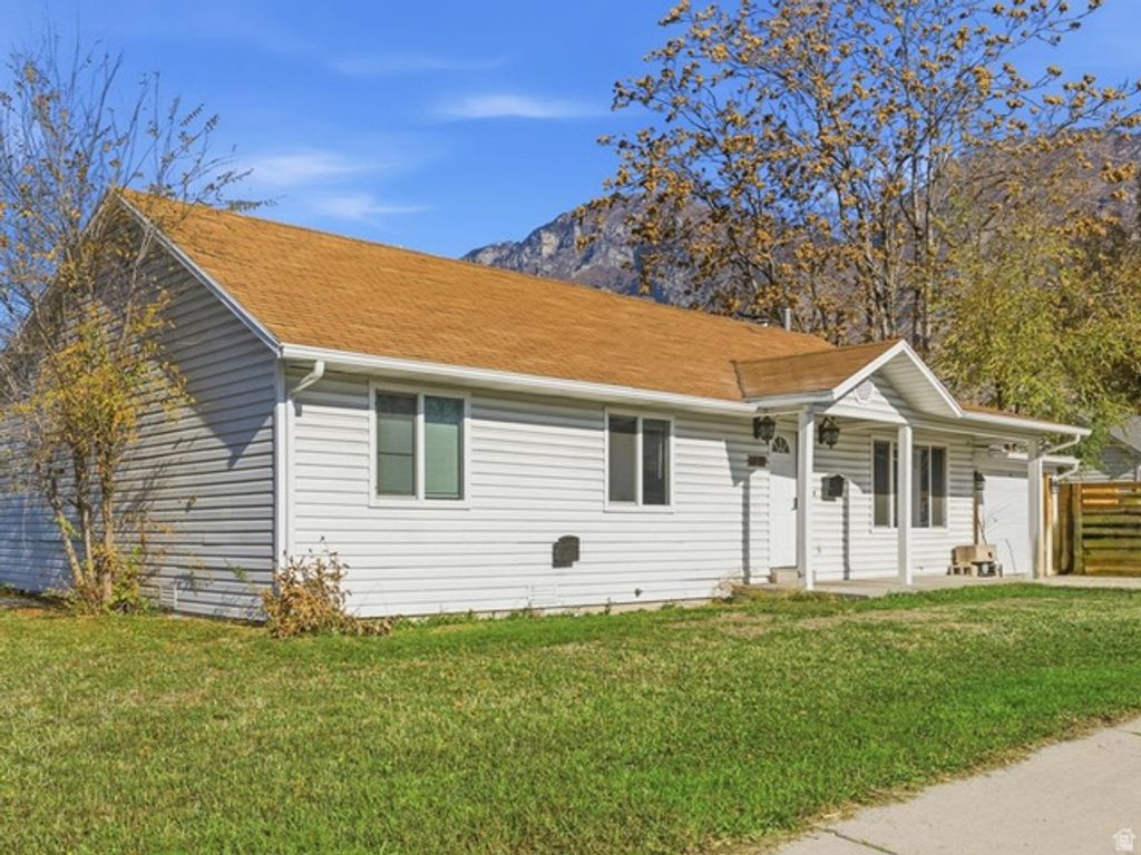 Image 21 of property listing at 919 E 300 S, Provo, UT 84606