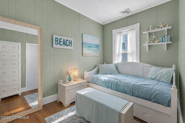 6 Beach Street, Sea Bright, NJ 07760