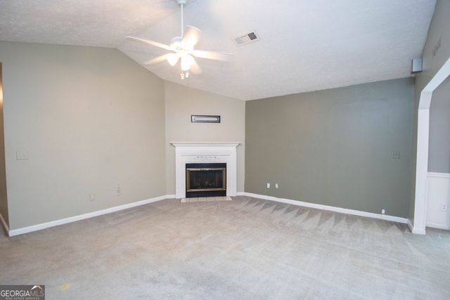 1672 Dolly Nixon Road, Senoia, GA 30276