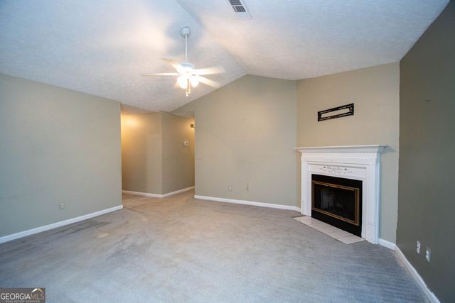 1672 Dolly Nixon Road, Senoia, GA 30276