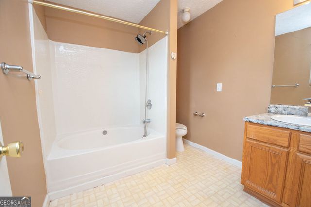 1672 Dolly Nixon Road, Senoia, GA 30276