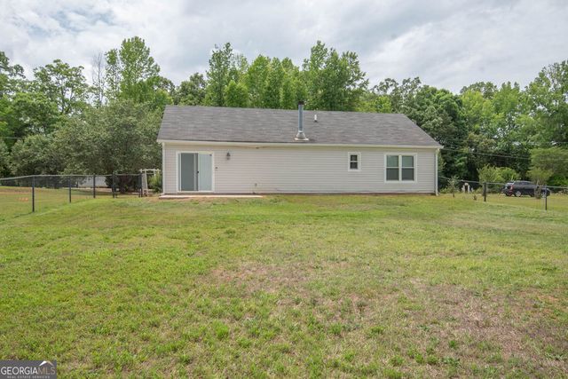 1672 Dolly Nixon Road, Senoia, GA 30276