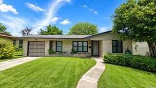 463 CHERRY RIDGE DR, San Antonio, TX 78213