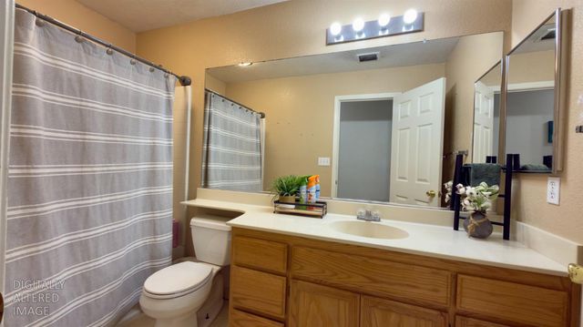 781 Hackett Rd, Ceres, CA 95307