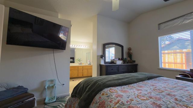 781 Hackett Rd, Ceres, CA 95307