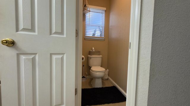 781 Hackett Rd, Ceres, CA 95307